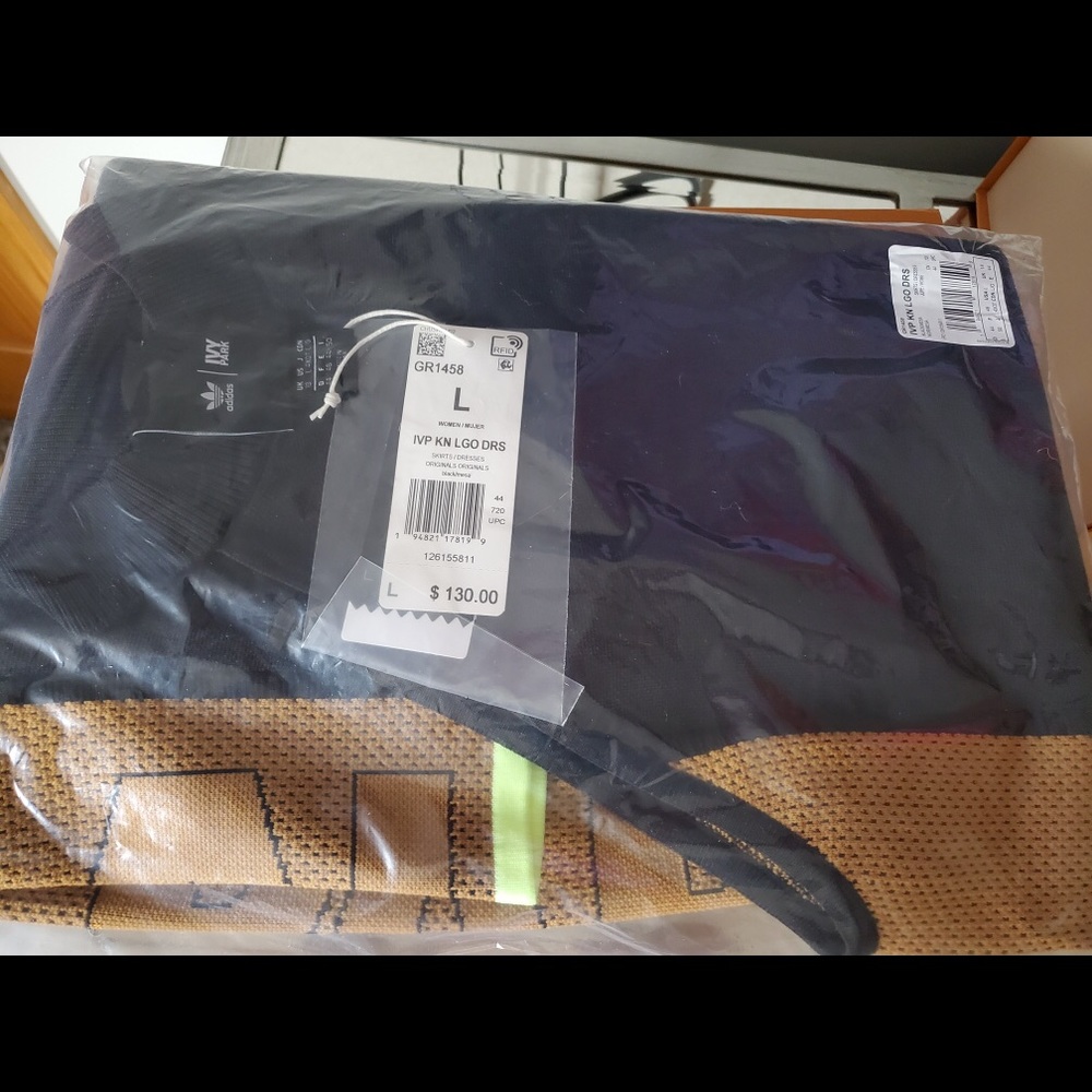 IVY Park For ADIDAS knit dress. NWT Size Large PRICED TO SELL!!! - Picture 5 of 6